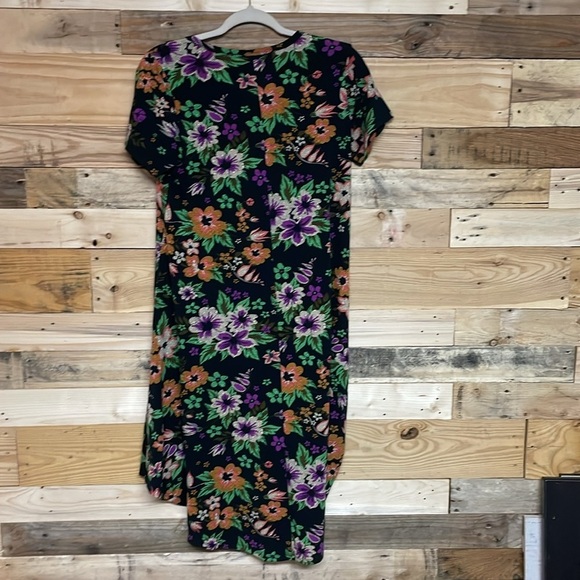 LulaRoe size XS Color Floral Black Carly High-low Short Sleeve Dress with pocket - Picture 7 of 7